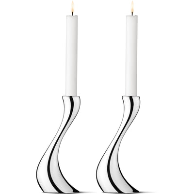 Georg Jensen Cobra Lysestage, Mellem, 2 stk. - Kitchen One - Køb online på udsalg og tilbud lige nu - Hurtig levering til billige priser via Go with Gozomo