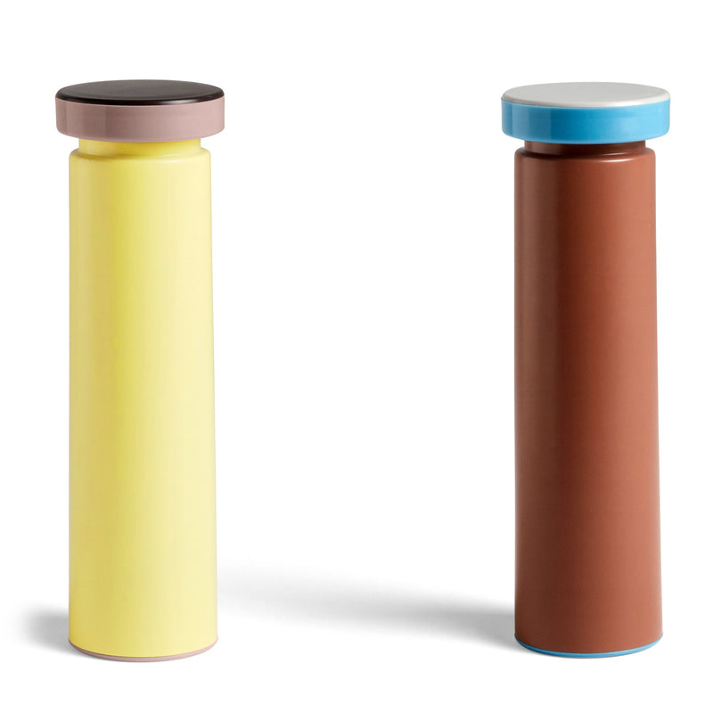 HAY Salt & Peberkværn medium, gul - Kitchen One - Køb online på udsalg og tilbud lige nu - Hurtig levering til billige priser via Go with Gozomo
