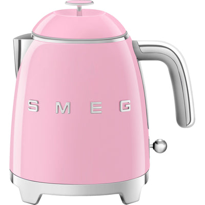 Smeg KLF05PKEU Elkedel pink - Kitchen One - Køb online på udsalg og tilbud lige nu - Hurtig levering til billige priser via Go with Gozomo