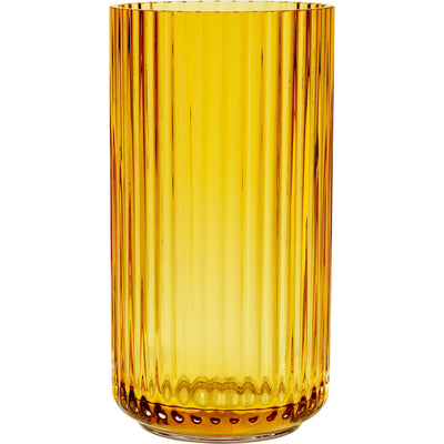 Lyngby Porcelæn Lyngbyvasen 20 cm., glas - amber - Kitchen One - Køb online på udsalg og tilbud lige nu - Hurtig levering til billige priser via Go with Gozomo