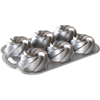 Nordic Ware Heritage Bundtlette bundt-bageform - Kitchen One - Køb online på udsalg og tilbud lige nu - Hurtig levering til billige priser via Go with Gozomo