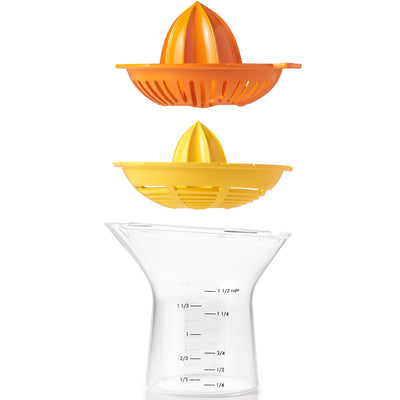 OXO 2-in-1 citruspresser - Kitchen One - Køb online på udsalg og tilbud lige nu - Hurtig levering til billige priser via Go with Gozomo