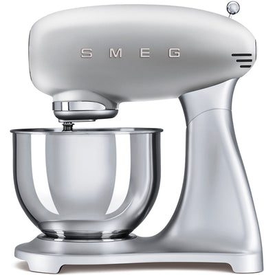 Smeg Køkkenmaskine SMF01SVEU - Kitchen One - Køb online på udsalg og tilbud lige nu - Hurtig levering til billige priser via Go with Gozomo