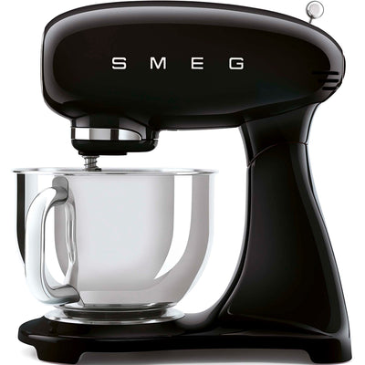 Smeg Køkkenmaskine 4,8 liter, sort - Kitchen One - Køb online på udsalg og tilbud lige nu - Hurtig levering til billige priser via Go with Gozomo