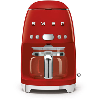 Smeg Retro kaffemaskine, DCF02RDEU - Kitchen One - Køb online på udsalg og tilbud lige nu - Hurtig levering til billige priser via Go with Gozomo