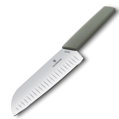 Victorinox Swiss Modern santokukniv 17 cm, oliven - Kitchen One - Køb online på udsalg og tilbud lige nu - Hurtig levering til billige priser via Go with Gozomo
